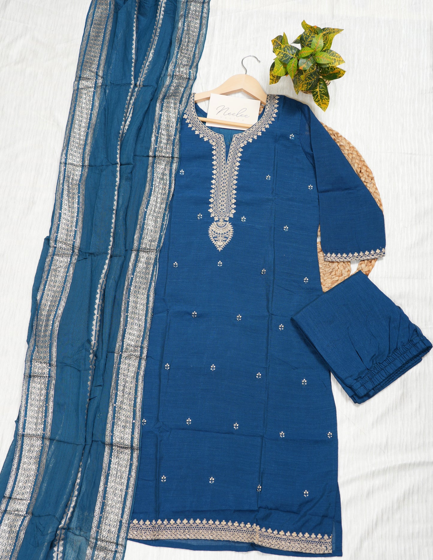 Viscose Straight Kurtha Set with Pant & Banaras Dupatta - NV017